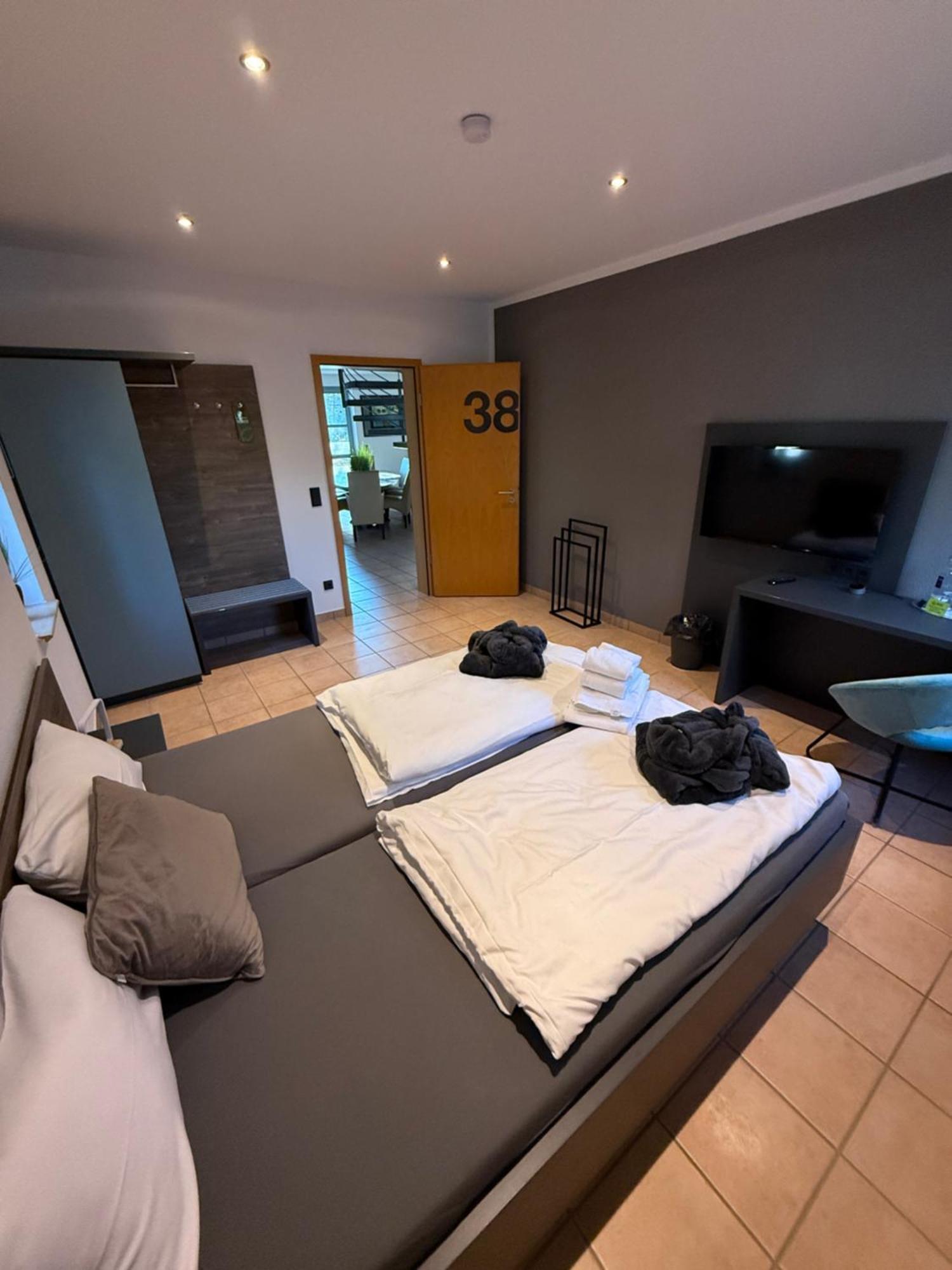 HoTel Ahrbergen Kültér fotó